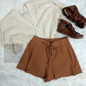 🆕Mocha Loose Fit Flutter Pleated Mini Shorts